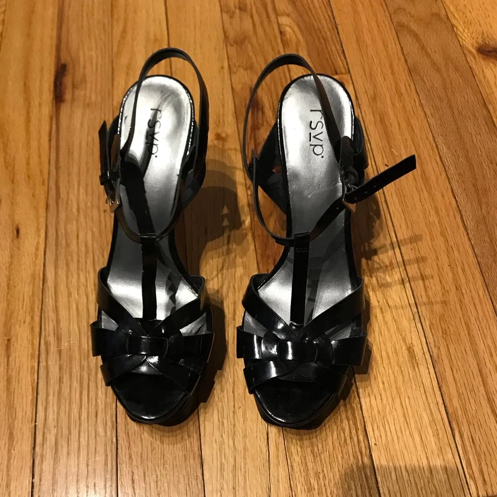 RSVP Leather Platform Glossy Crisscross Straps Sandals Heels Platforms 8 black